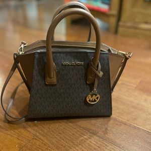 Avril Small Logo Top-Zip Satchel